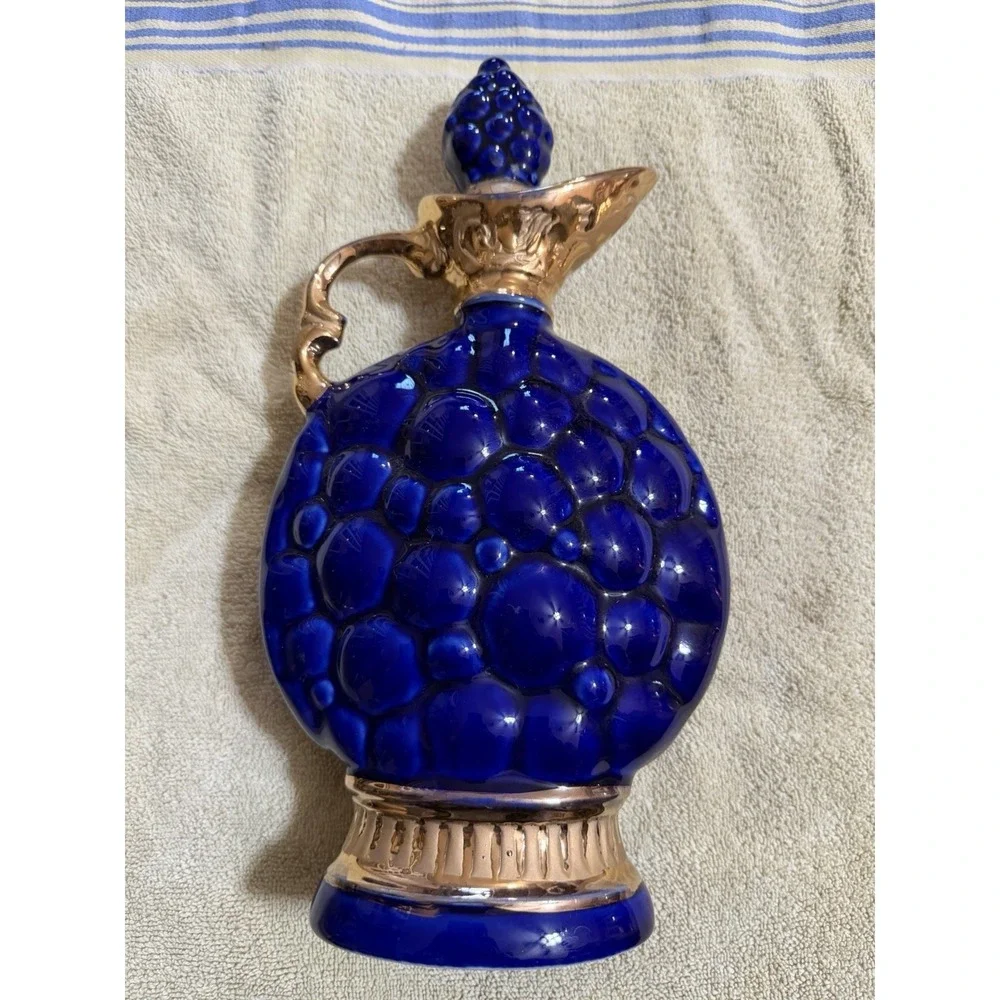 Vintage 1963 James Jim Beam Royal Blue & Gold Decanter Regal China Empty